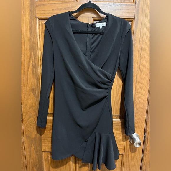 Emerald Sundae Medium Long Sleeve Midi Dress NWOT - Picture 12 of 13